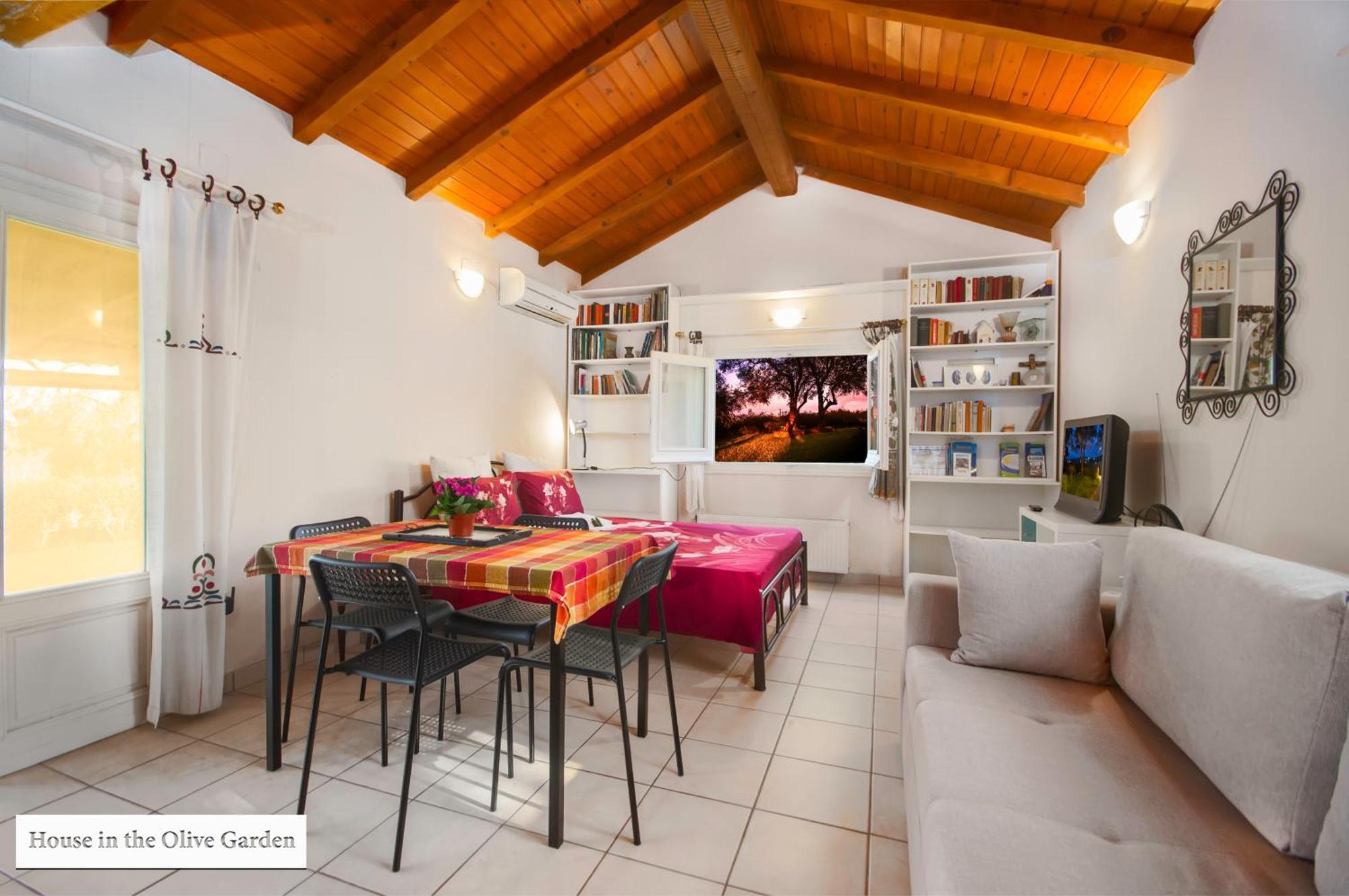 House In The Olive Garden Apartment *