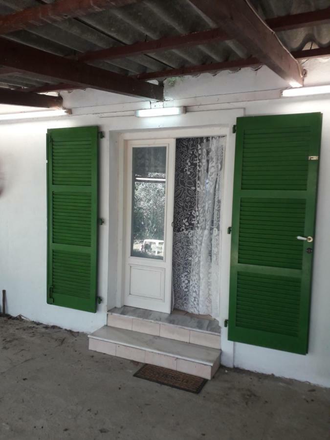 House In The Olive Garden Apartment